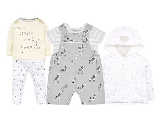 inspiration-advice-baby-child-new-parent-parenting-advice-how-im-raising-my-baby-gender-neutral-onward-journey-shop-mini-club-unisex-50-33-25.jpg