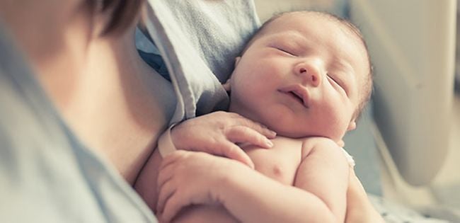مساعدة حديثي الولادة على النوم